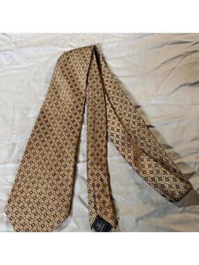 Kenneth Cole Reaction Gold Geometric Pattern Tie